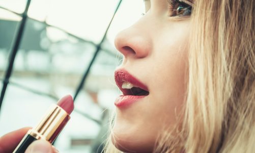 9 Lipstick Tricks That Can Help Your Teeth Look Whiter