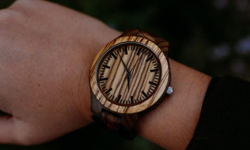 Wooden Watch Made with Walnut, Rosewood and Acacia Wood